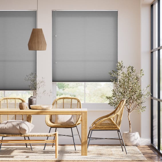 ハニカムシェード（ハニカムスクリーン）のメリットとデメリット